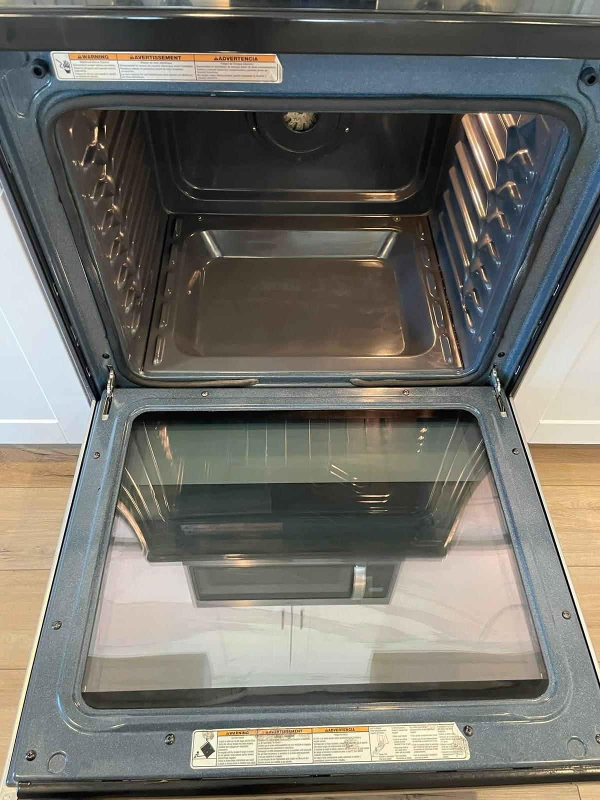 Oven interior degreased and polished by Ruffo Service